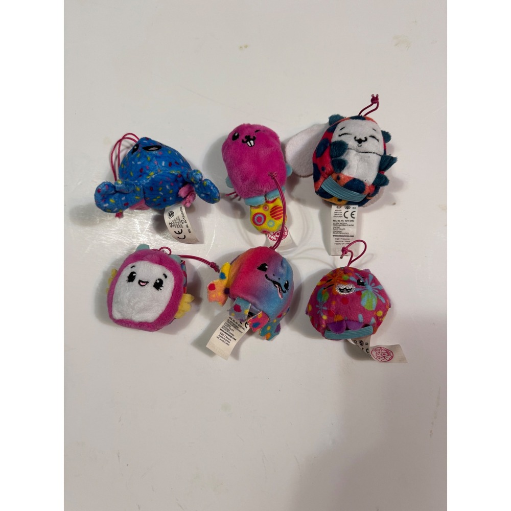 Moose Toys Pikmi Pops Surprise Small Plush Lot of 6 Colorful Clip On Toys 2017